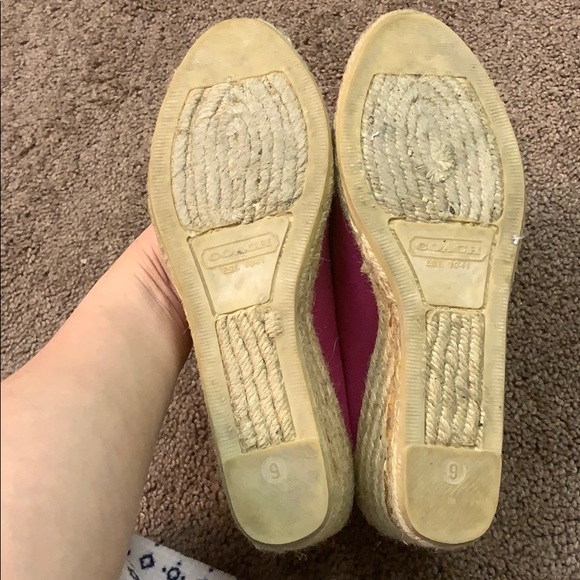 Shoes - Picture 3 of 4